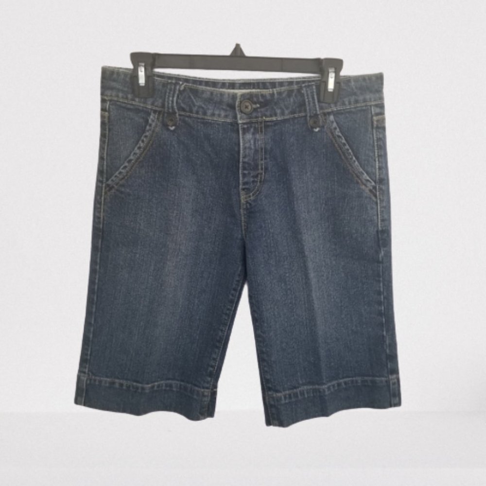 Y2K Levi's Low Rise Bermuda Blue Denim Shorts SZ 6